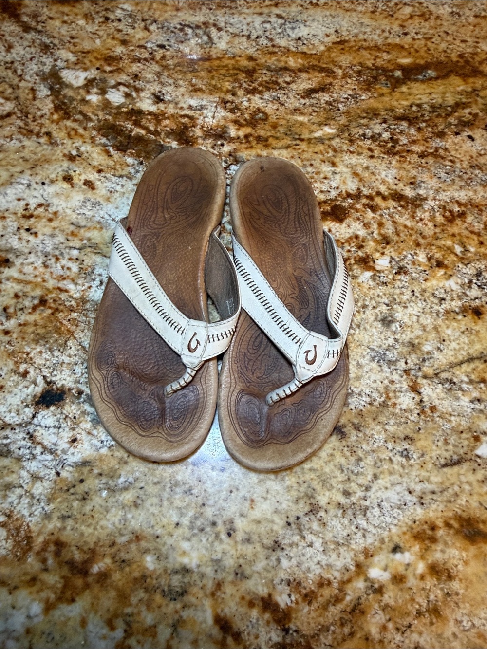 OluKai Paniolo Women's Leather Sandal